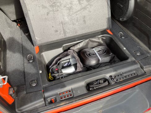 Used 2019 Jeep Wrangler Unlimited Sahara w/ Uconnect 4C Nav & Sound Group image 20