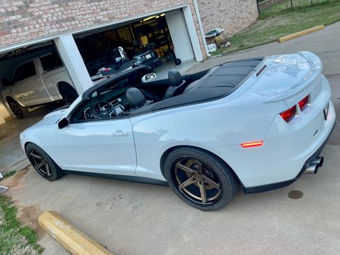 Used 2013 Chevrolet Camaro ZL1 RWD image 11