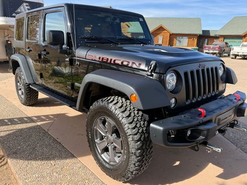 Used 2018 Jeep Wrangler Unlimited Rubicon image 13