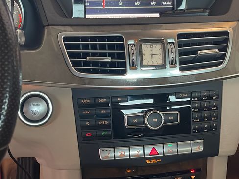 Used 2014 Mercedes-Benz E 350 Sedan image 12