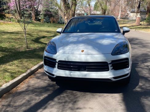 Used 2022 Porsche Cayenne Coupe AWD/4WD image 5