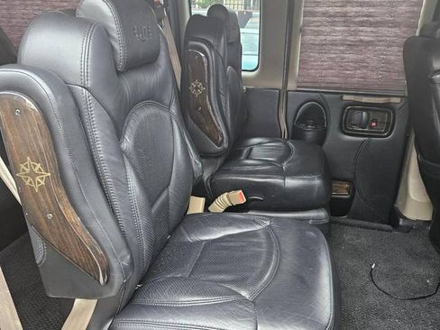 Used 2014 GMC Savana 1500 Van 3D image 13