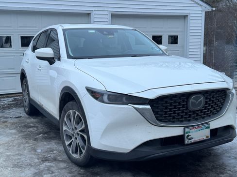 Used 2022 MAZDA CX-5 AWD 2.5 S w/ Premium Package image 2