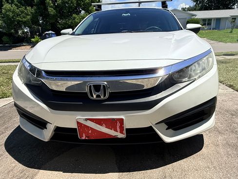 Used 2016 Honda Civic EX image 6