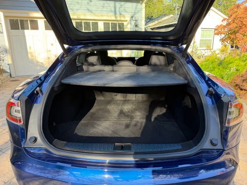 Used 2021 Tesla Model S Plaid image 6