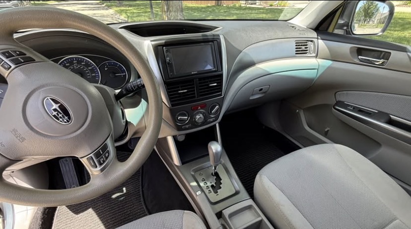 Used 2013 Subaru Forester 2.5X Premium AWD/4WD image 13