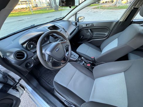 Used 2016 Ford Fiesta S image 21