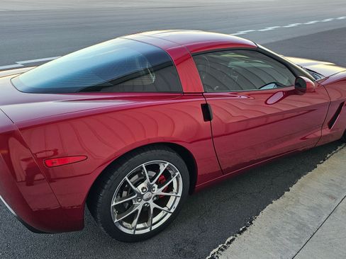 Used 2011 Chevrolet Corvette Coupe w/ Preferred Equipment Group image 11