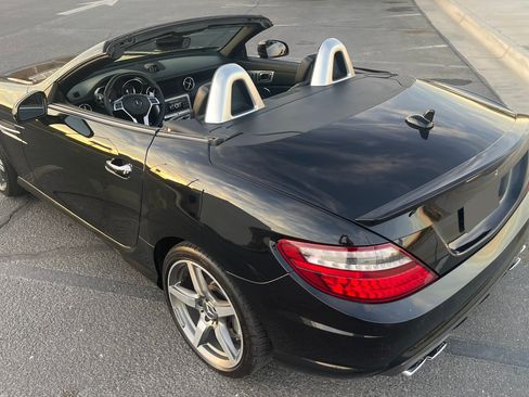 Used 2012 Mercedes-Benz SLK 55 AMG image 10