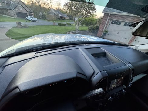 Used 2019 Ford F150 XLT w/ Trailer Tow Package image 23