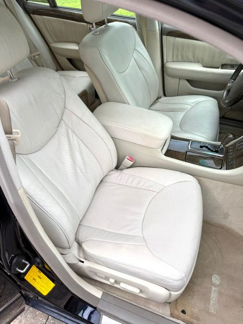 Used 2001 Lexus LS 430 w/ Ultra Luxury Pkg RWD image 9
