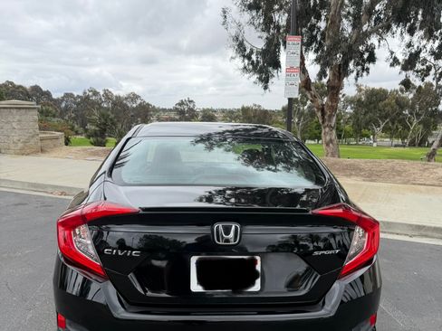 Used 2019 Honda Civic Sport image 16