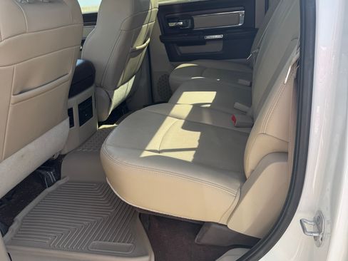 Used 2015 RAM 2500 Laramie AWD/4WD image 4