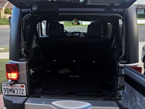 Used 2015 Jeep Wrangler Unlimited Sahara w/ Dual Top Group image 2