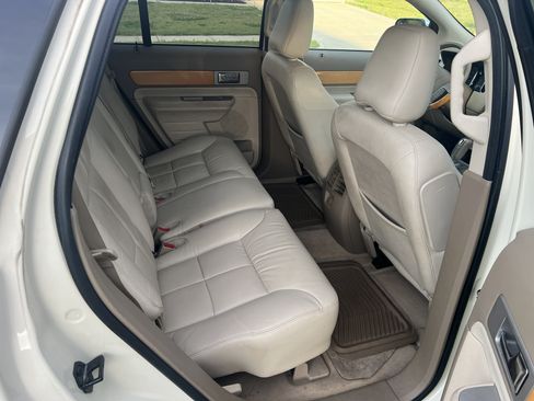 Used 2007 Lincoln MKX 2WD image 9