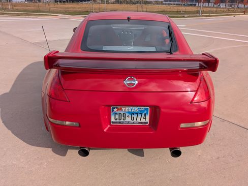 Used 2004 Nissan 350Z Track w/ Cargo Convenience Pkg image 5