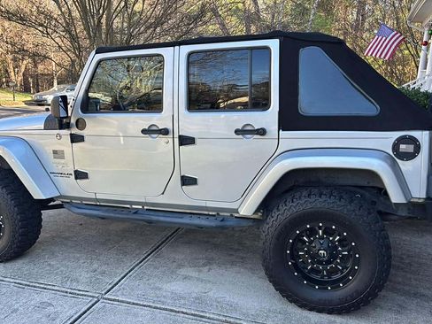 Used 2008 Jeep Wrangler Unlimited Sahara w/ Trailer Tow Group image 1