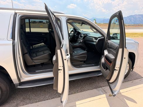 Used 2019 GMC Yukon XL SLT AWD/4WD image 12
