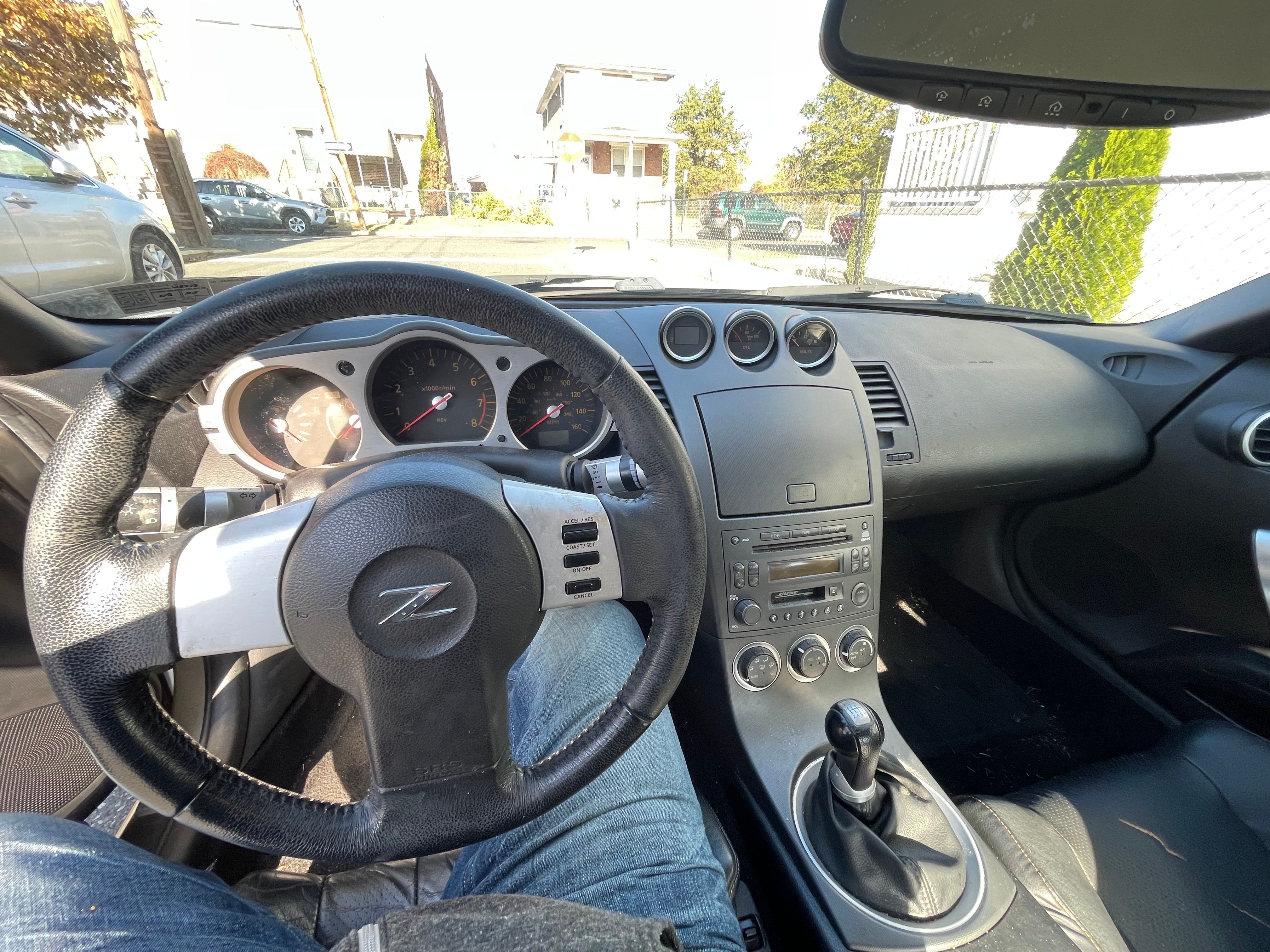 Used 2003 Nissan 350Z Touring RWD image 9