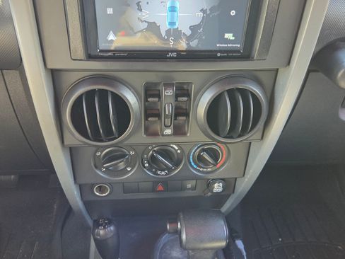 Used 2008 Jeep Wrangler Unlimited X image 12