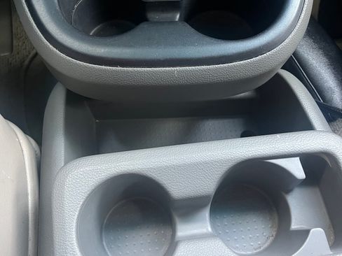 Used 2013 Nissan NV 3500 SL w/ Technology Pkg image 11