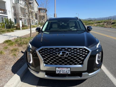 Used 2021 Hyundai Palisade Calligraphy w/ Cargo Package image 1