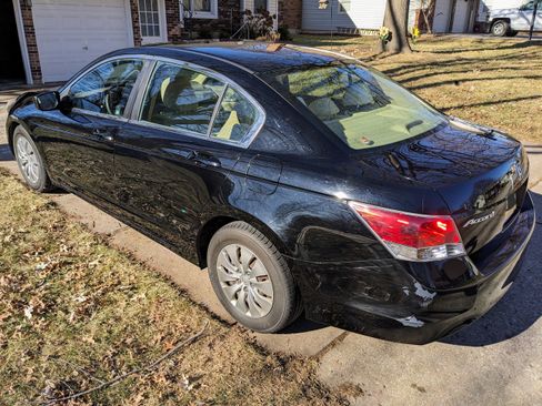 Used 2010 Honda Accord LX image 5