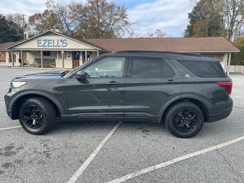 Used 2021 Ford Explorer Timberline image 2