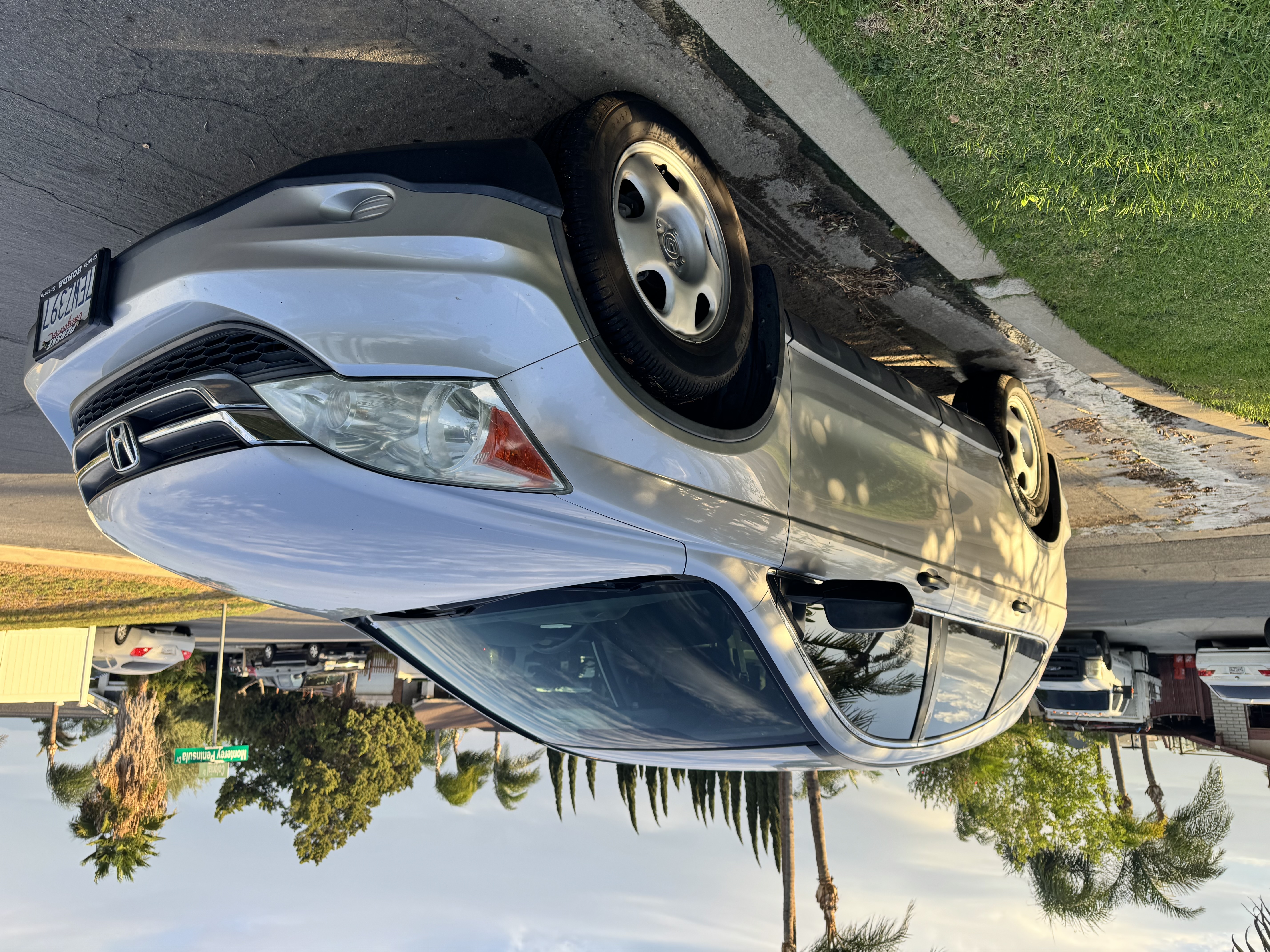 Used 2010 Honda CR-V LX image 1