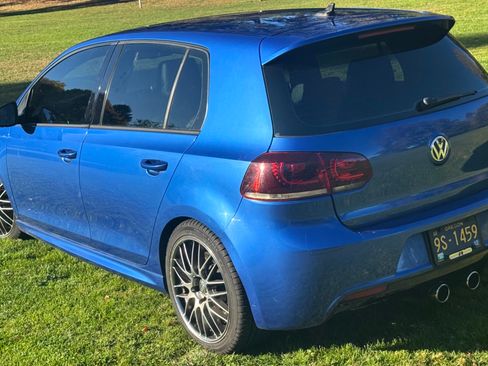 Used 2012 Volkswagen Golf R 4-Door image 2