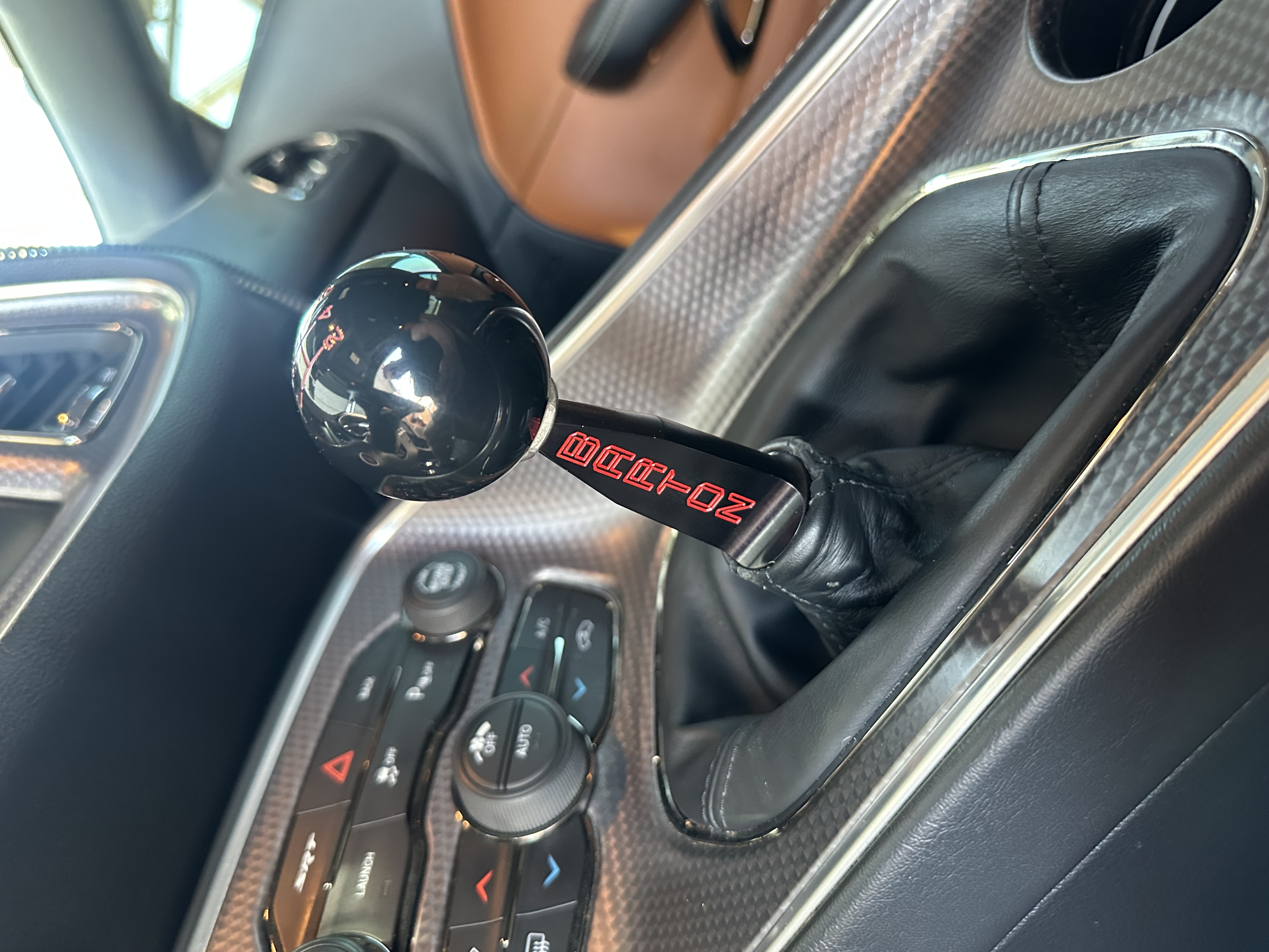 Used 2016 Dodge Challenger SRT Hellcat RWD image 12