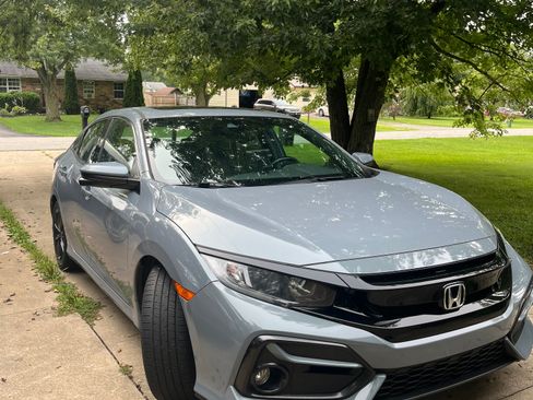 Used 2020 Honda Civic EX image 5