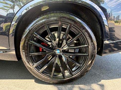 Used 2021 BMW X5 M50i w/ Executive Package AWD/4WD image 10
