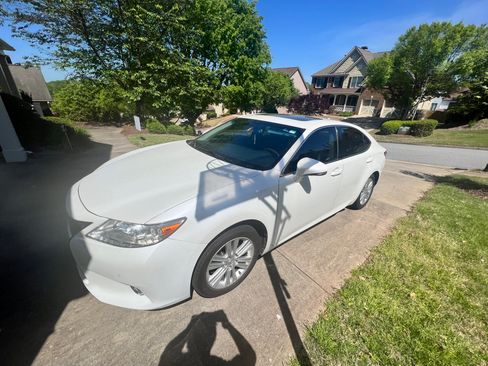 Used 2014 Lexus ES 350 image 2
