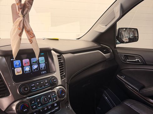 Used 2020 Chevrolet Tahoe LT image 9