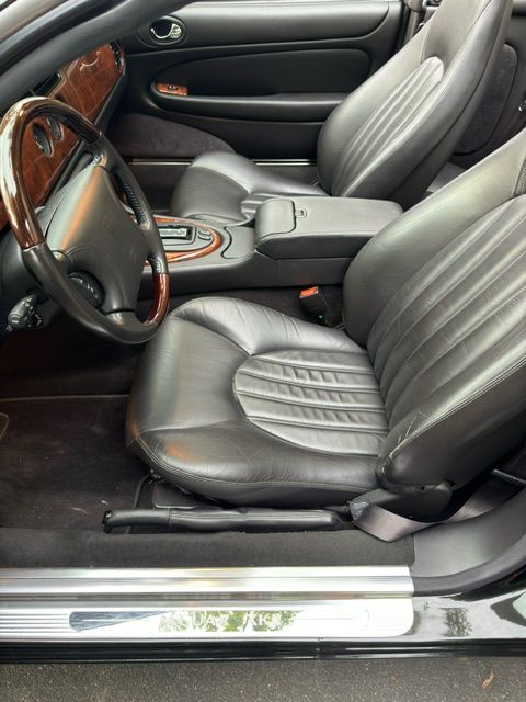 Used 2000 Jaguar XK8 Convertible RWD image 27