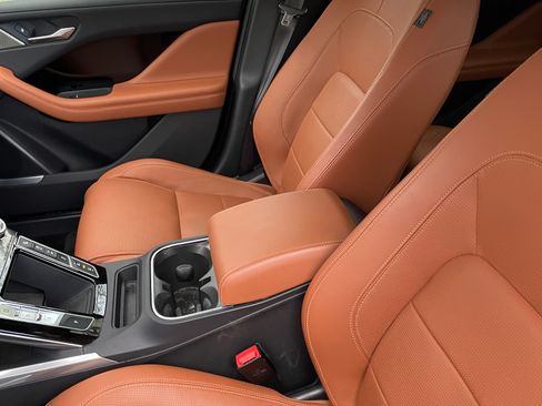 Used 2020 Jaguar I-PACE SE image 19