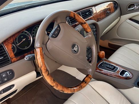 Used 2007 Jaguar S-TYPE 3.0 image 8