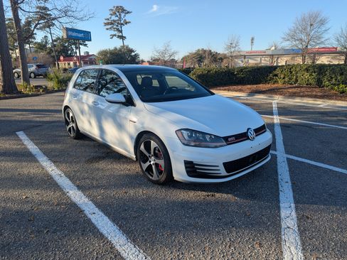 Used 2015 Volkswagen GTI Autobahn w/ Lighting Package (SEL) image 24