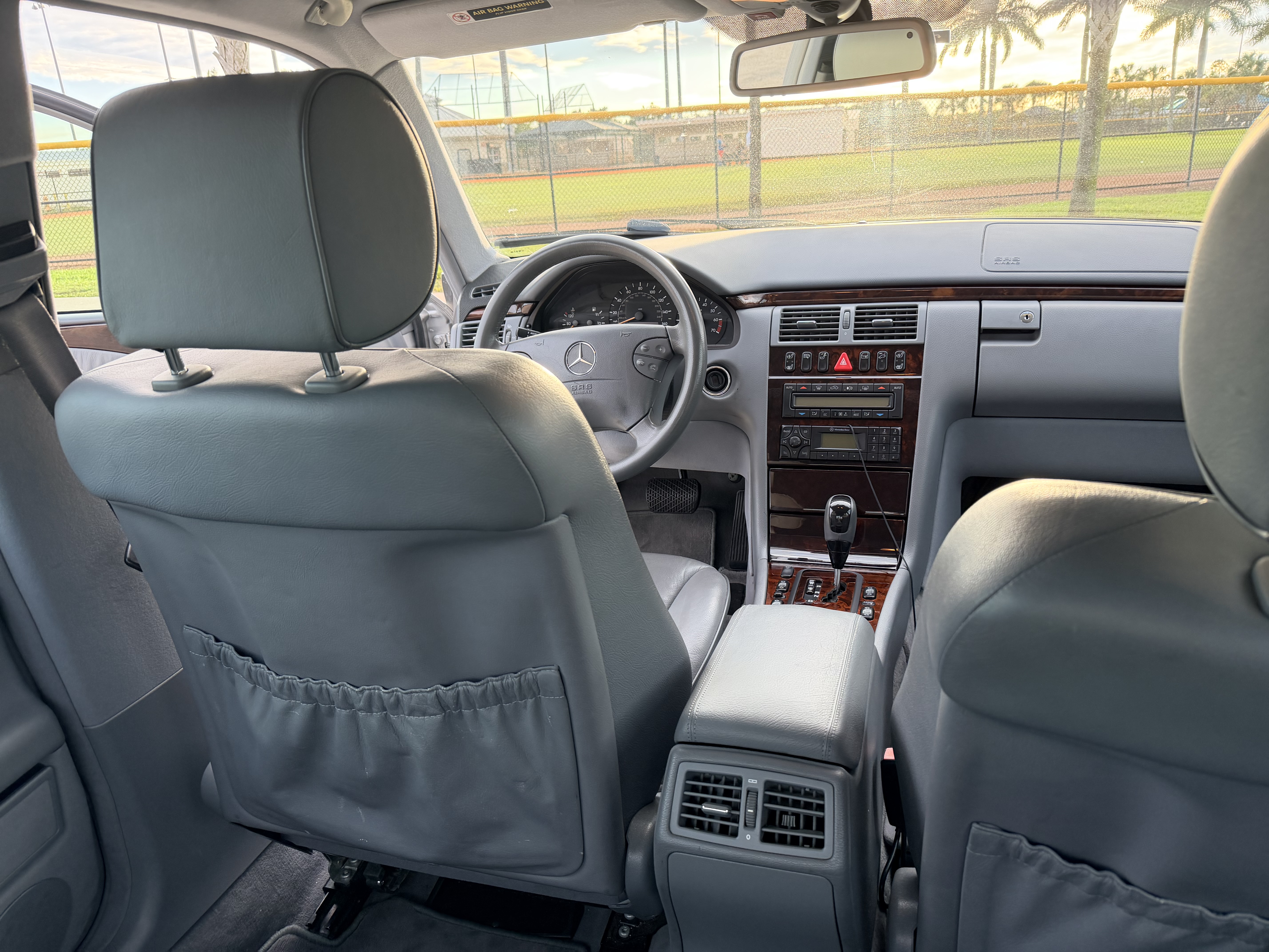 Used 2001 Mercedes-Benz E 430 4MATIC Sedan image 10