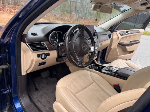 Used 2018 Mercedes-Benz GLE 350 4MATIC image 6