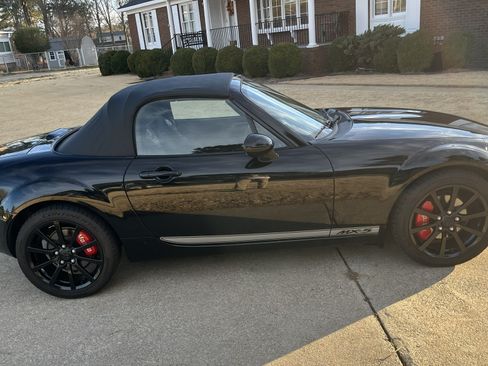 Used 2007 MAZDA MX-5 Miata Touring image 4