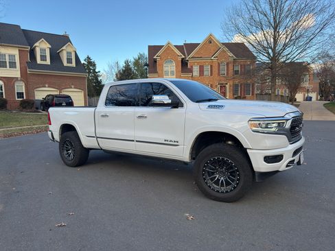 Used 2020 RAM 1500 Limited w/ Advanced Safety Group image 8