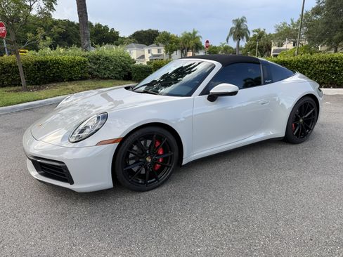 Used 2024 Porsche 911 Targa 4S AWD/4WD image 1