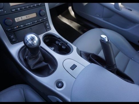 Used 2005 Chevrolet Corvette Coupe w/ Preferred Equipment Group image 17