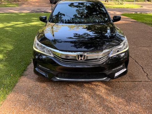Used 2017 Honda Accord Sport Special Edition image 6