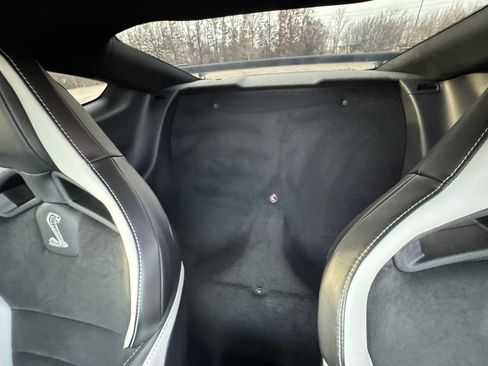 Used 2021 Ford Mustang Shelby GT500 w/ Carbon Fiber Track Pack image 16