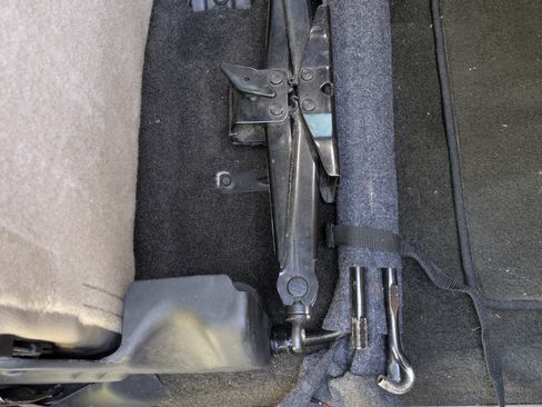 Used 2006 Ford F150 Lariat image 13