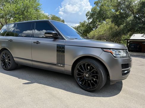 Used 2017 Land Rover Range Rover Long Wheelbase Supercharged image 14