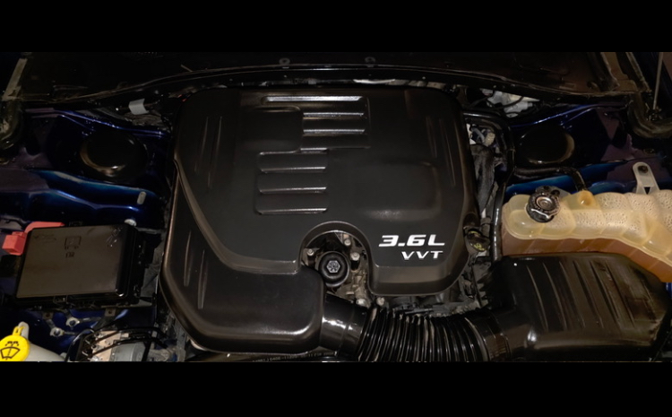 Used 2016 Chrysler 300 Limited RWD image 17